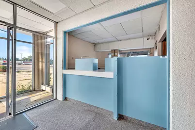 24 Dannys Drive, Streator, IL 61364 - Photo 5