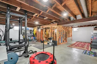 12216 Pleasant Valley Rd, Woodstock, IL 60098 - Photo 33