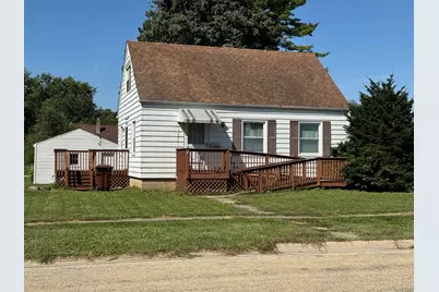 836 N 11th Street, Rochelle, IL 61068 - Photo 1