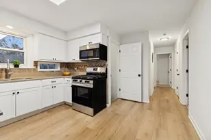 468 Joyce Ct, South Holland, IL 60473 - Photo 5