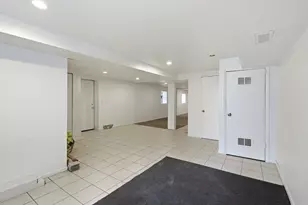 3235 W Flournoy St, Chicago, IL 60624 - Photo 43