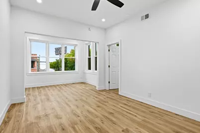 3235 W Flournoy Street, Chicago, IL 60624 - Photo 3