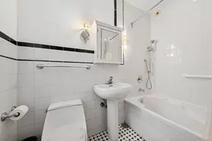 2440 N Lakeview Ave, Chicago, IL 60614 - Photo 11