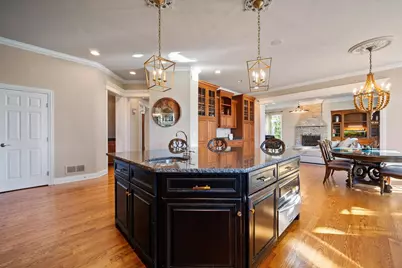 39W821 S Hathaway Lane, Geneva, IL 60134 - Photo 11