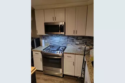 515 Surrey Ridge Drive, Cary, IL 60013 - Photo 13