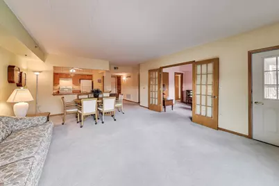 1200 S Prospect Avenue #108, Elmhurst, IL 60126 - Photo 7