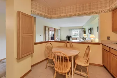 1200 S Prospect Avenue #108, Elmhurst, IL 60126 - Photo 5