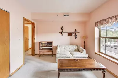 1200 S Prospect Avenue #108, Elmhurst, IL 60126 - Photo 11