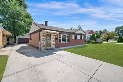 8053 S Kenton Avenue, Chicago, IL 60652 - Photo 1