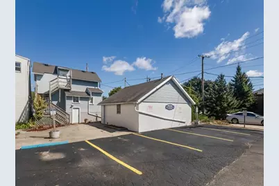 111 W Railroad Avenue, Bartlett, IL 60103 - Photo 9