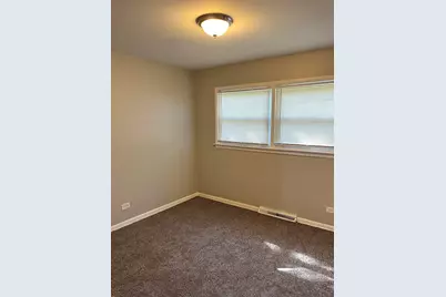 939 Coach Road, Homewood, IL 60430 - Photo 11