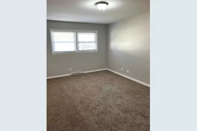 939 Coach Road, Homewood, IL 60430 - Photo 5