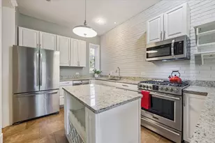 5741 S Kenwood Ave, Chicago, IL 60637 - Photo 13
