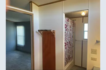 2211 Crestview Drive, Princeton, IL 61356 - Photo 17