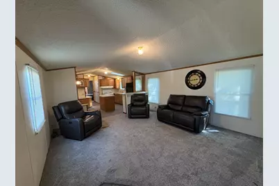 2211 Crestview Drive, Princeton, IL 61356 - Photo 5