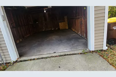 317 N Horace Avenue, Rockford, IL 61101 - Photo 11