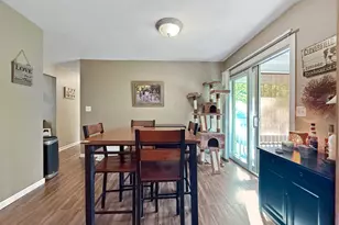 585 Knollwood Rd, Davis, IL 61019 - Photo 7