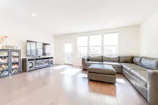 3573 Mulligan Dr, Woodridge, IL 60517 - Photo 9