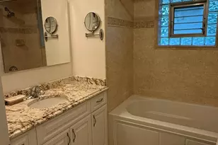 1842 Thomas Atkinson Rd, Inverness, IL 60067 - Photo 7