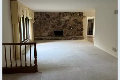 1842 Thomas Atkinson Road, Inverness, IL 60067 - Photo 3