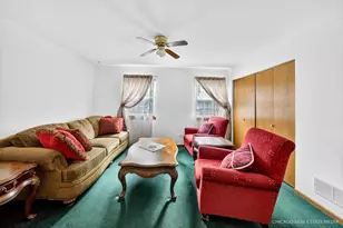 4024 Newport Dr, Island Lake, IL 60042 - Photo 9