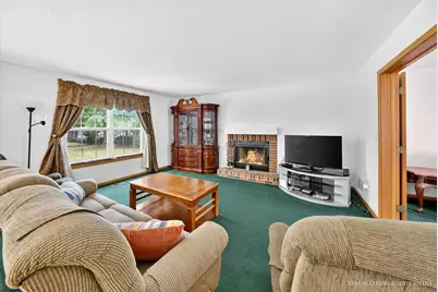 4024 Newport Drive, Island Lake, IL 60042 - Photo 7