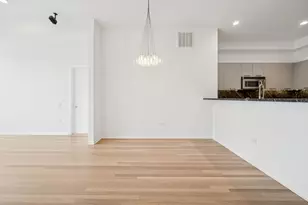 500 W Superior St, Chicago, IL 60654 - Photo 7