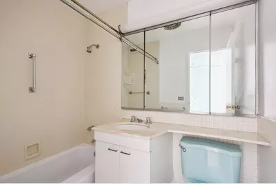 400 E Randolph Street #3905, Chicago, IL 60601 - Photo 25