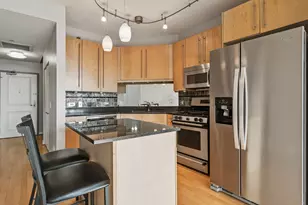 720 W Randolph St, Chicago, IL 60661 - Photo 5