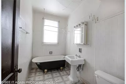 7930 S Luella Avenue, Chicago, IL 60617 - Photo 11