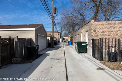 7930 S Luella Avenue, Chicago, IL 60617 - Photo 35