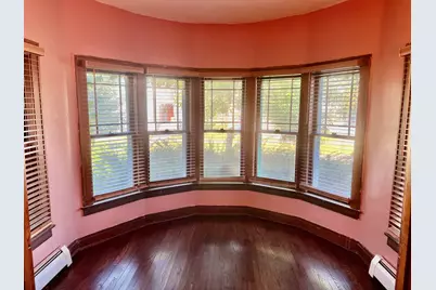 1701 Victoria Avenue, North Chicago, IL 60064 - Photo 5