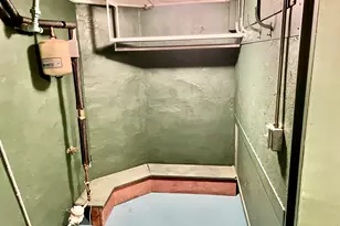 1701 Victoria Ave, North Chicago, IL 60064 - Photo 19