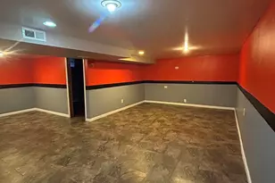 16639 Dobson Ave, South Holland, IL 60473 - Photo 7