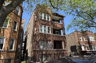 1526 E 72nd Pl, Chicago, IL 60619 - Photo 3