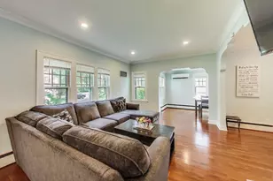 2818 Emmaus Ave, Zion, IL 60099 - Photo 3