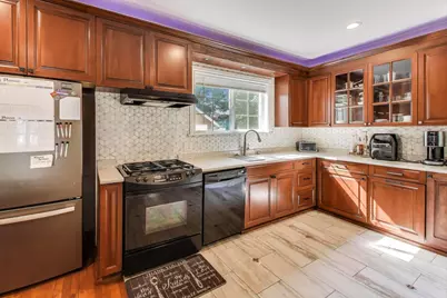 2818 Emmaus Avenue, Zion, IL 60099 - Photo 7