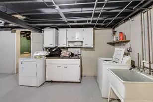 2818 Emmaus Ave, Zion, IL 60099 - Photo 29