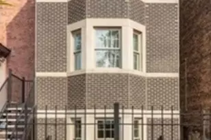 530 E 44th Pl, Chicago, IL 60653 - Photo 1