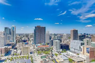 33 W Ontario St, Chicago, IL 60654 - Photo 5