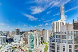 33 W Ontario St, Chicago, IL 60654 - Photo 9