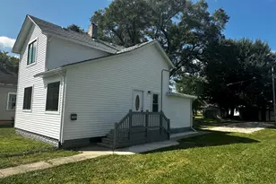 1012 E Wilson St, Streator, IL 61364 - Photo 3