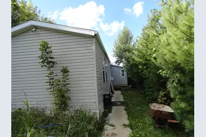 18250 Malvern Road, Morrison, IL 61270 - Photo 3