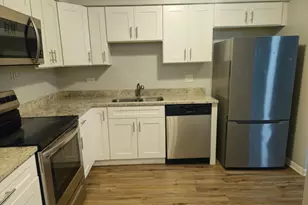 125 W Elk Trail, Carol Stream, IL 60188 - Photo 3