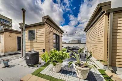 1009 N Riverwalk Street, Chicago, IL 60610 - Photo 29