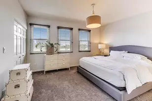 1009 N Riverwalk St, Chicago, IL 60610 - Photo 19