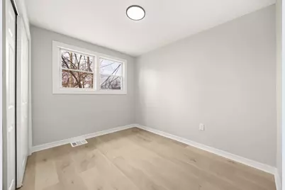 12106 S Emerald Avenue, Chicago, IL 60628 - Photo 13