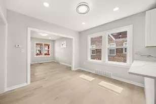 12106 S Emerald Ave, Chicago, IL 60628 - Photo 9