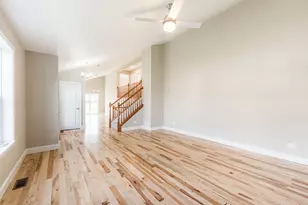 212 St Andrews Dr, Dekalb, IL 60115 - Photo 5