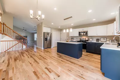 212 Saint Andrews Drive, Dekalb, IL 60115 - Photo 9